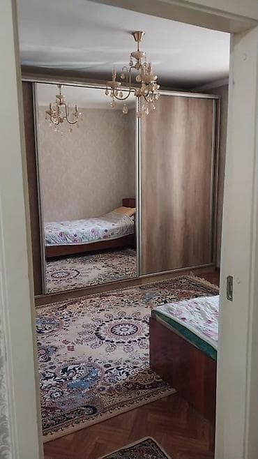 1 ком квартира псо: - Полы с ковровым покрытием в мягких серых тонах. - Лоджия/кухня/ — 10