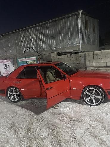 fit 2004: Mercedes-Benz E-Class: 1993 г., 3.2 л, Автомат, Бензин, Седан — 4