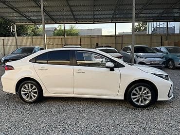 Унаа сатуу: Toyota Corolla: 2023 г., 1.2 л, Автомат, Бензин, Седан — 2