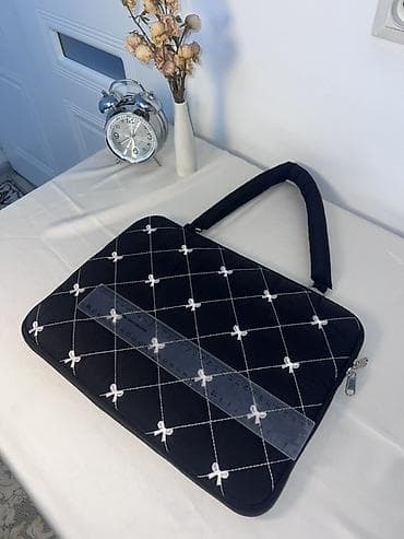fabric case: Чехол-папка для ноутбука/планшета с тиснением под крокодила. - — 5