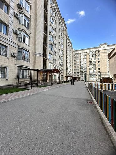 Квартиры: 2 комнаты, 85 м², Элитка, 1 этаж, Дизайнерский ремонт — 1