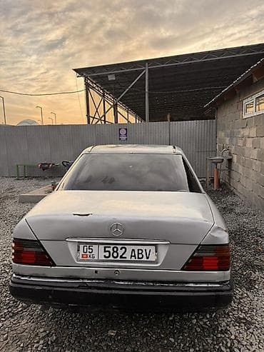 lexus 570 2016: Mercedes-Benz W124: 1994 г., 2 л, Ручные, Дизель, Седан — 3