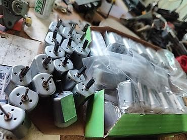 yaris: Центральный дверной Toyota Новый, Аналог — 2