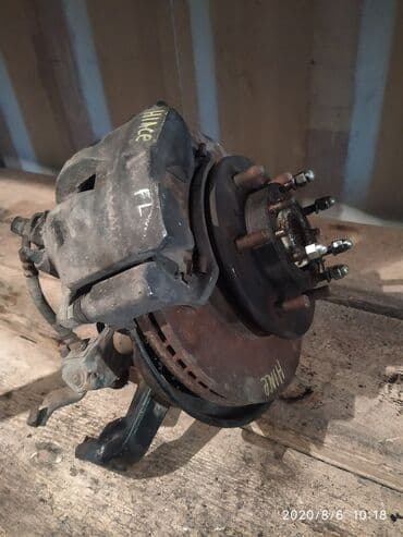 продать швейную машинку на запчасти: Toyota Hiace Цапфа, Тойота Хайс цапфа, Передняя левая цапфа, цена — 1