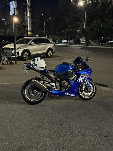 мото ручки: Спортбайк Suzuki, 750 куб. см, Бензин, Взрослый, Б/у — 4