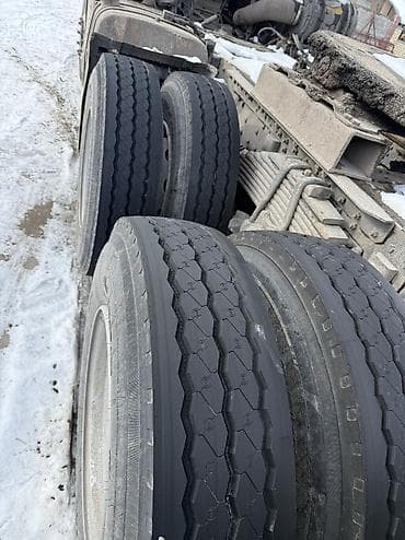 трактор 80 ош: Тягач, Shacman, Без прицепа — 3