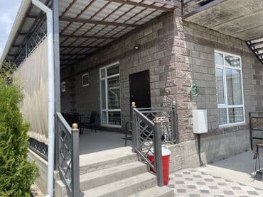 особняк иссык куль: Таунхаус, 56 м², 3 комнаты, Собственник, Евроремонт — 1