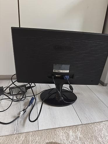 studio display: Монитор Samsung 22" (серия SyncMaster/LS22) с тонкой глянцевой рамкой — 2