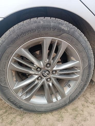 lexus is 200: Toyota Camry: 2017 г., 2.5 л, Автомат, Гибрид, Седан — 3