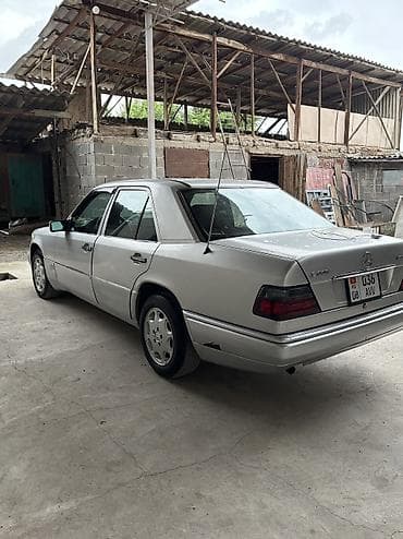 Транспорт: Mercedes-Benz W124: 1994 г., 2.2 л, Механика, Бензин, Седан — 7