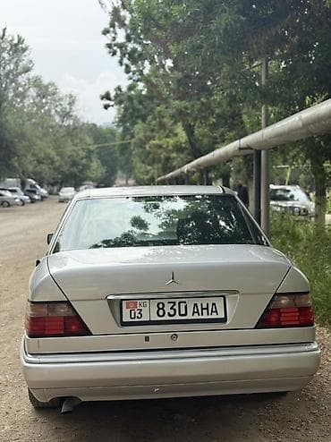 мерс 711: Mercedes-Benz W124: 1994 г., 2 л, Механика, Бензин, Седан — 3
