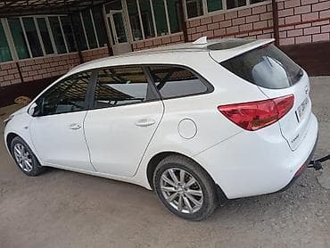 продажа киа соренто: Kia Ceed: 2018 г., Автомат, Бензин, Универсал — 3