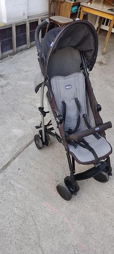 Прогулочная коляска Chicco (зонтичного типа) - Легкая складная