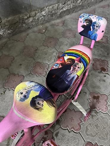 Детский велосипед, 4-колесный, 4 - 6 лет, Для девочки, Б/у — 2