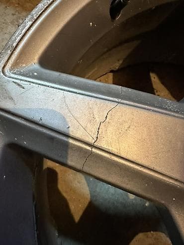 221 диски: Литые Диски R 18 Комплект, отверстий - 5 — 6