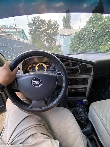 a klass: Daewoo Nexia: 2011 г., 1.5 л, Механика, Бензин, Седан — 9