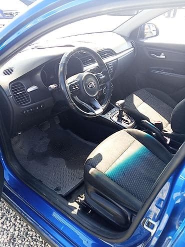 step 2: Kia Rio X-Line: 2020 г., 1.4 л, Автомат, Бензин, Хэтчбэк — 3