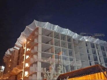 защита в кроватку: Сетка для стройки.Защитно-Улавливающая Сетка на стройку, сетка для — 1