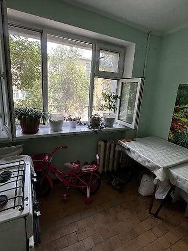 комната бозтери: 13 м², Без мебели — 7