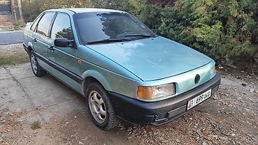 фоль: Volkswagen Passat: 1992 г., 1.9 л, Механика, Бензин, Седан — 1