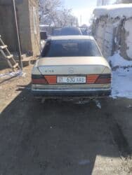 немецкий набор ключ: Mercedes-Benz W124: 1988 г., 2.3 л, Механика, Бензин, Седан — 10