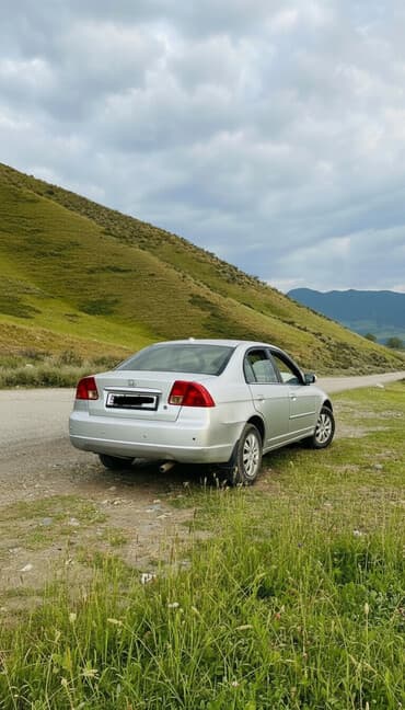 купить хонда цивик в бишкеке: Хонда Цивик седан Левый руль об 1.7 Матор, коробка жакшы. Алмашуу — 1