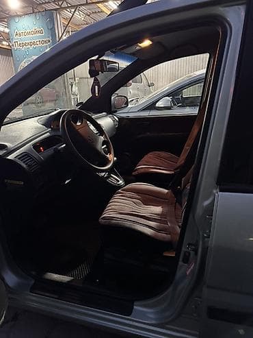 mazda mx: Hyundai Matrix: 2003 г., Минивэн — 3