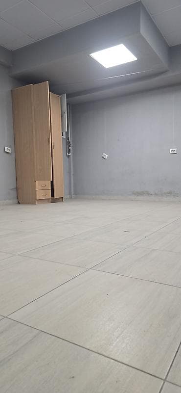 кара балтп: Сдается в аренду нежилое помещение под офис/мастерскую/склад. т пол + — 3