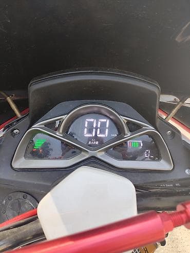 скутор 125: Тип скутера 150 куб. см, Бензин, Б/у — 4