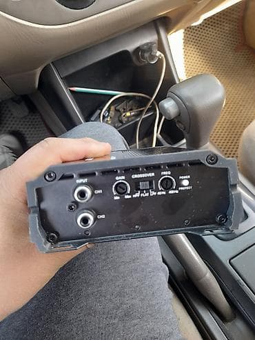 deaf bonce: Усилитель 160 Вт, Каналов: 2 — 2