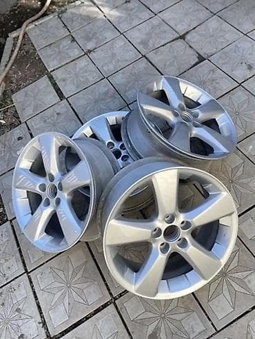 Литые Диски R 18 Toyota, Комплект, отверстий - 5, Б/у at lalafo.kg Литые Диски R 18 Toyota, Комплект, отверстий - 5, Б/у