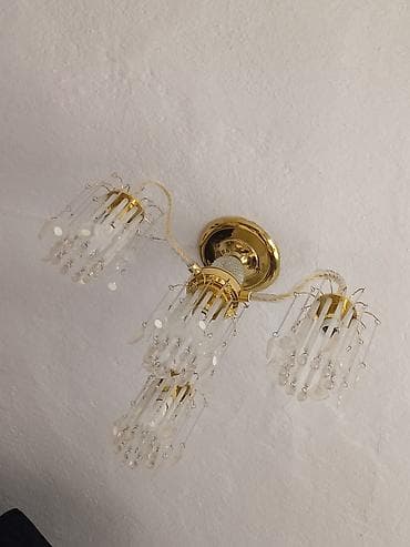 Продаётся люстра