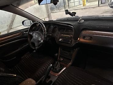 Honda Accord: 2001 г., 2.3 л, Механика, Газ, Седан — 5