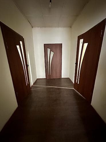 дом для большой компании: 200 м², 5 комнат, Утепленный, Парковка, Забор, огорожен — 9