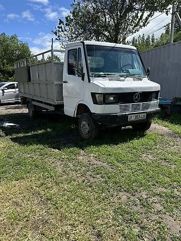 Грузовик, Mercedes-Benz, Стандарт, 3 т, Б/у