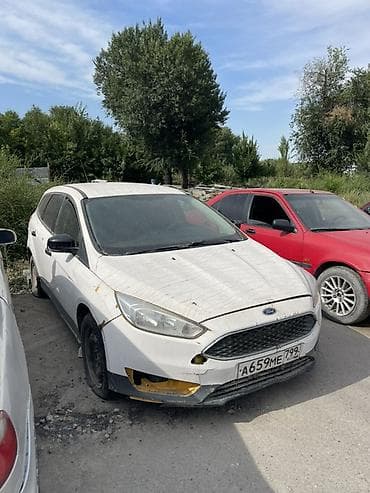 passat variant: Ford Focus: 2012 г., 1.6 л, Бензин, Универсал — 2