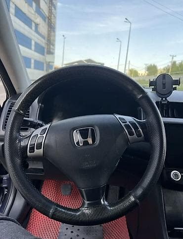 stels flame 200: Honda Accord: 2004 г., 2 л, Механика, Седан — 6