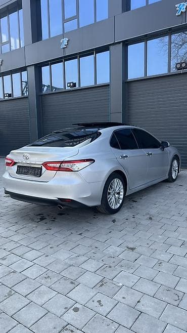 Продажа авто: Toyota Camry: 2019 г., 2.5 л, Автомат, Бензин, Седан — 5