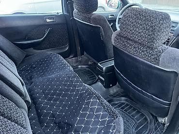 фаркоп на камри 30: Honda Accord: 1995 г., 2 л, Механика, Бензин, Седан — 4