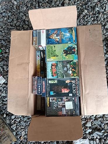 один штук: Коллекция видеокассет VHS в коробке. Состав по обложкам и надписям на — 6