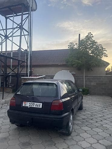 aion s plus: Volkswagen Golf: 1993 г., 1.8 л, Механика, Бензин, Хэтчбэк — 8