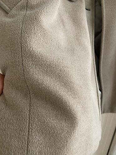 Жеке буюмдар: Пальто до колен, размер 48-50-52
 500 сомов, состояние хорошее — 2