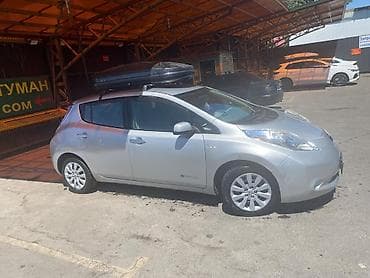 Nissan Leaf: 2012 г., Вариатор, Электромобиль, Хэтчбэк
