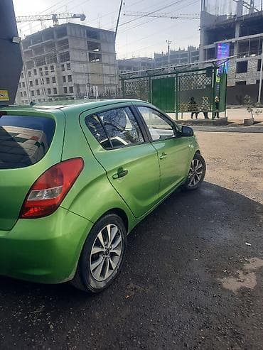 audi c4 2 8: Hyundai i20: 2010 г., 1.4 л, Автомат, Бензин, Хэтчбэк — 4