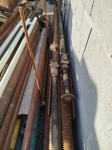 Винтовые домкраты/ходовые винты для строительных лесов и опалубки — 1