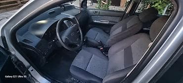 mersedes e320: Hyundai Getz: 2004 г., 1.4 л, Автомат, Бензин, Хэтчбэк — 8