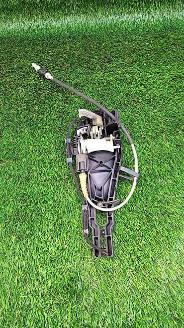 elave is: Блок ручки е70 задний левый Состояние отличное В отличном — 4