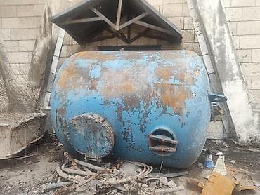 Стальной горизонтальный резервуар (емкость) цилиндрической формы