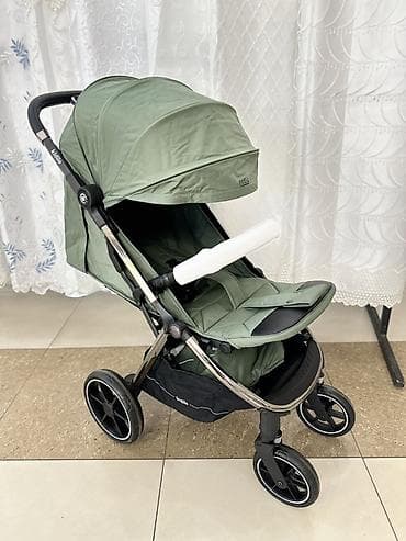 Прогулочная коляска Kidilo (цвет: оливковый) Особенности и удобство