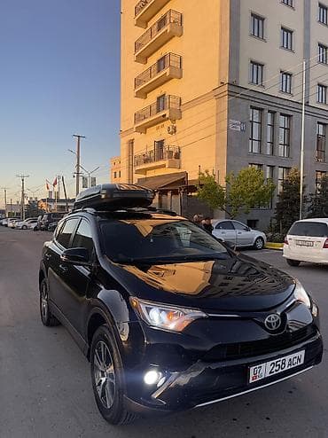 r18 5 114: Toyota RAV4: 2018 г., 2.5 л, Автомат, Бензин, Кроссовер — 7